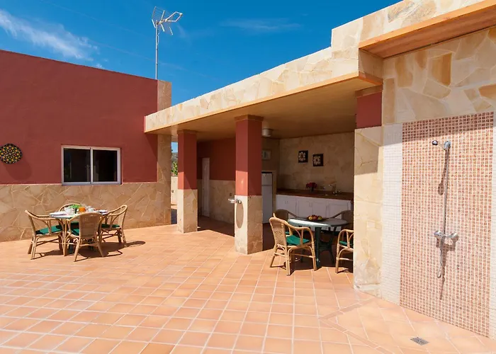 Villa Los Azules With Pool And Jacuzzi