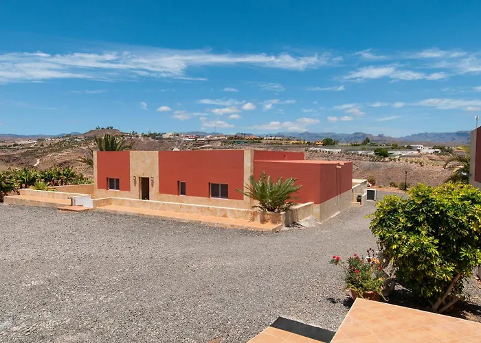 Villa Los Azules With Pool And Jacuzzi